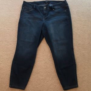 Torrid 24R Jegging